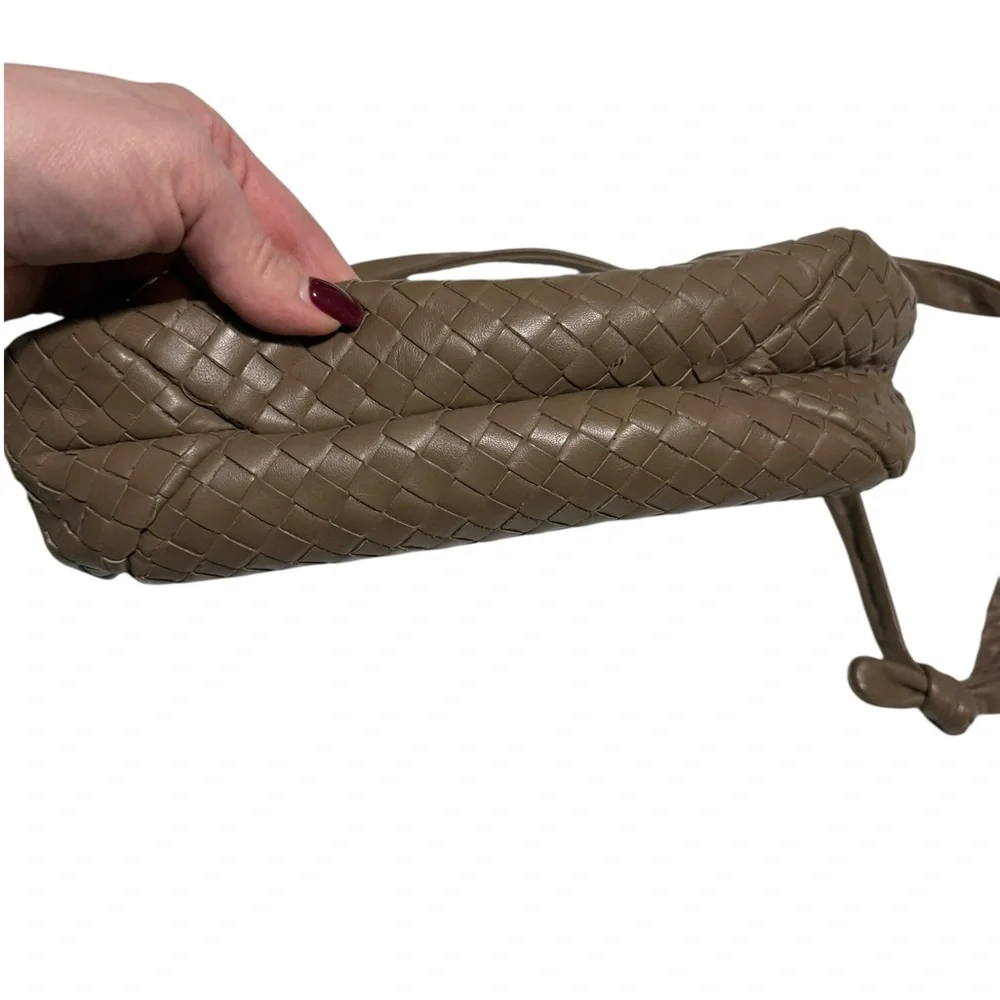 Meyers Vintage Woven Leather Shoulder Hobo Bag